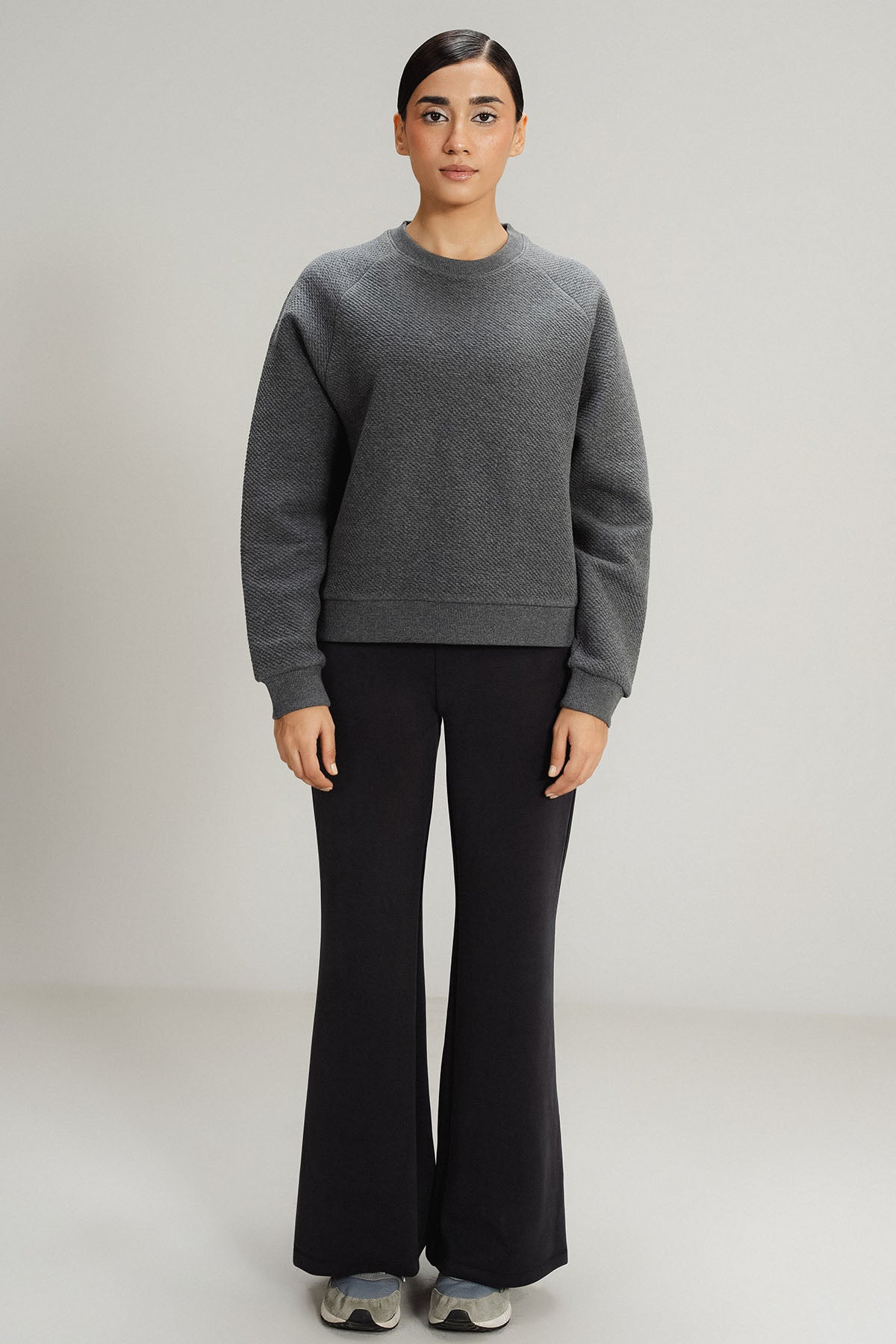 TEXTURED LUXE SWEATSHIRT