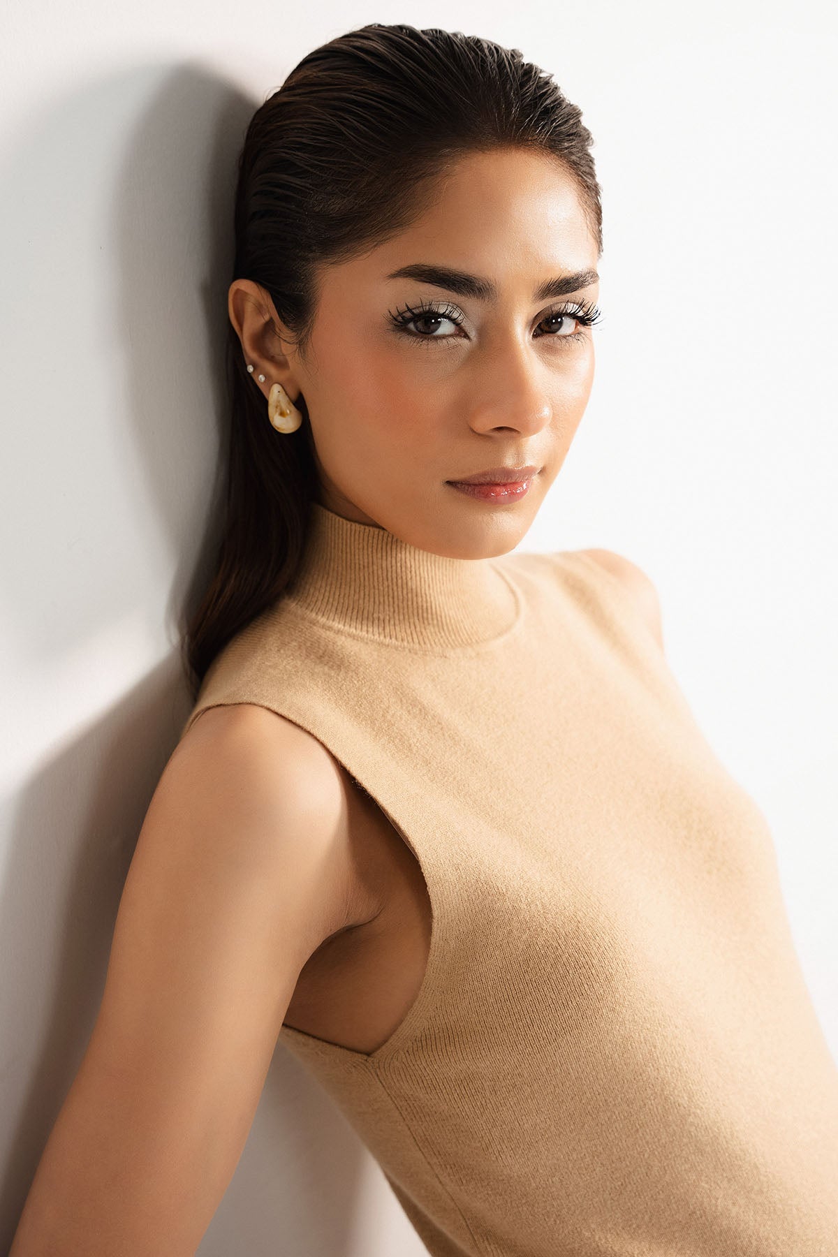 TAN MOCK NECK SWEATER - KNIT WEAR