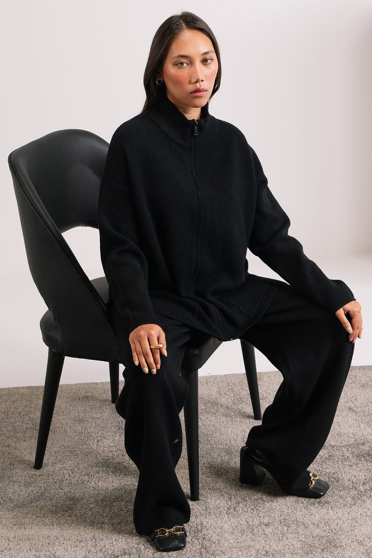 BLACK ZIP CO-ORD SET - KNIT WEAR