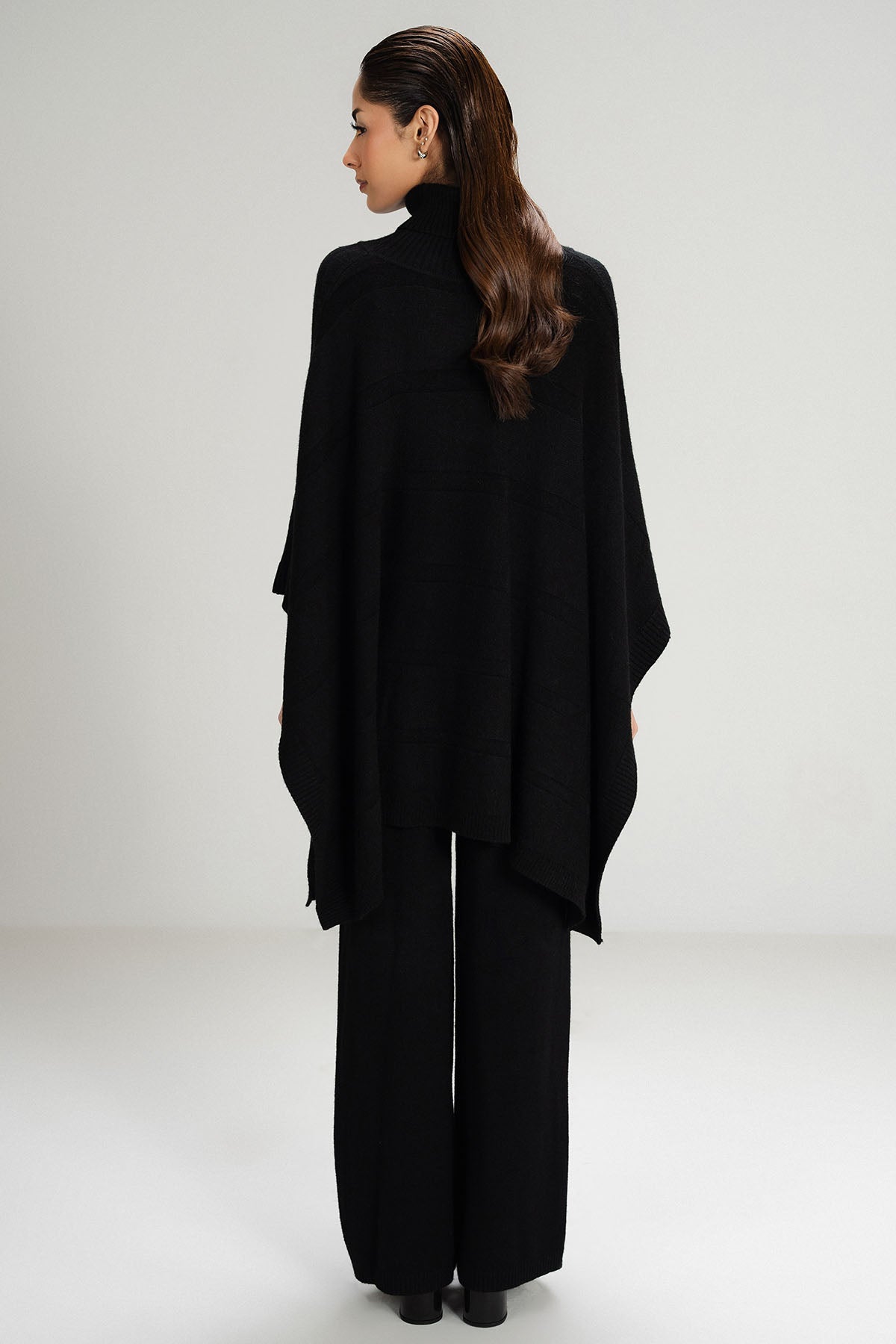 BLACK CO-ORD SET - KNIT WEAR