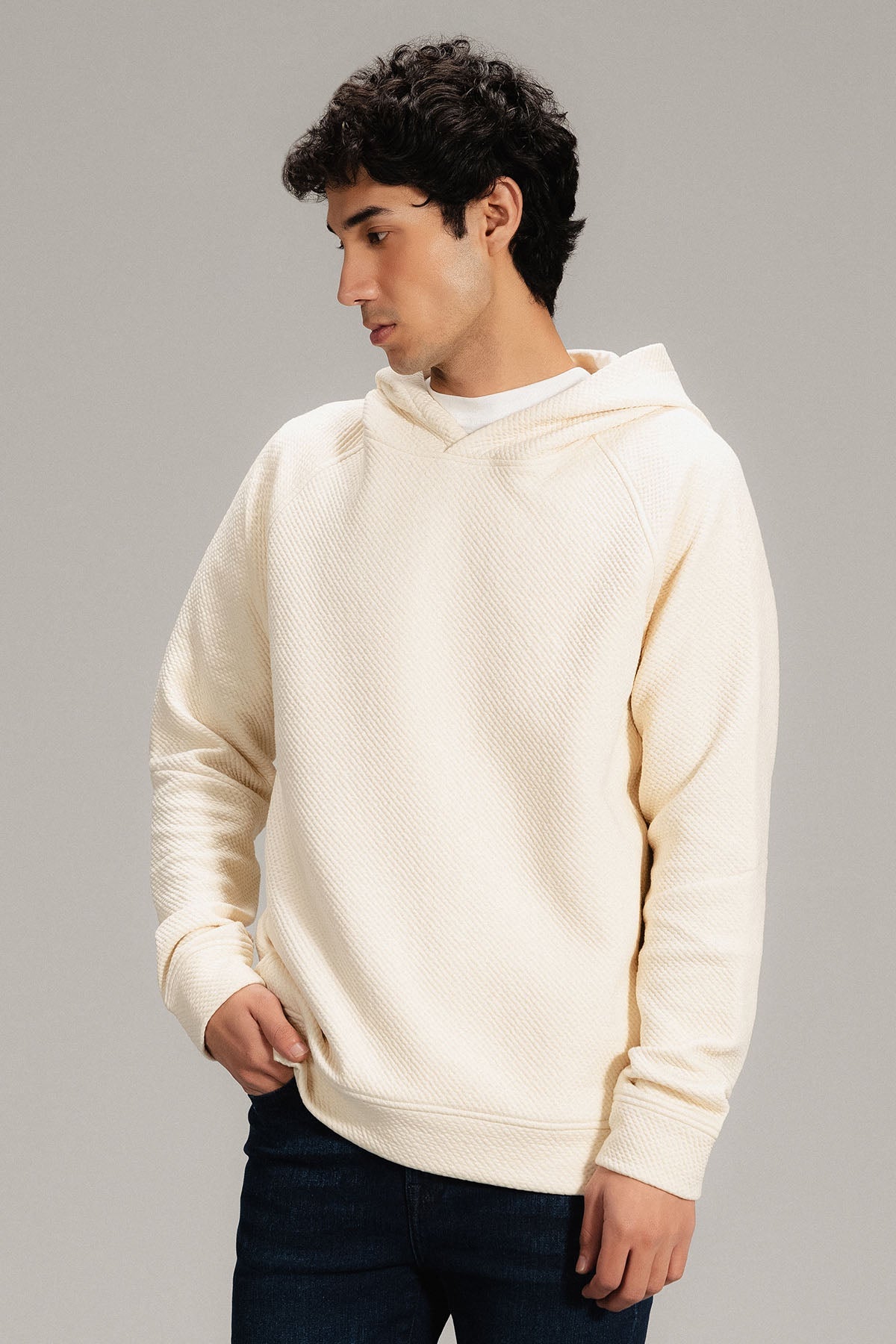 TEXTURED HOODIE