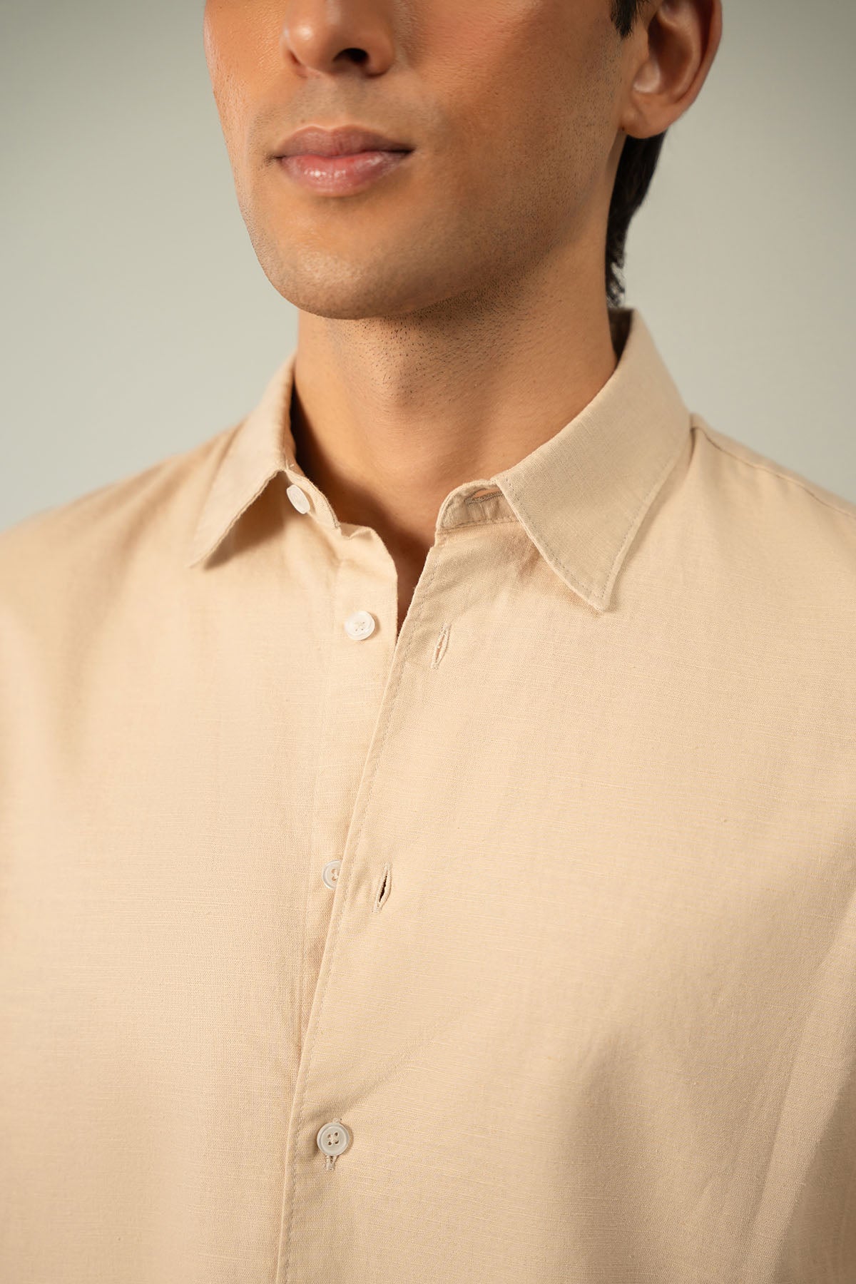 CLASSIC LINEN SHIRT