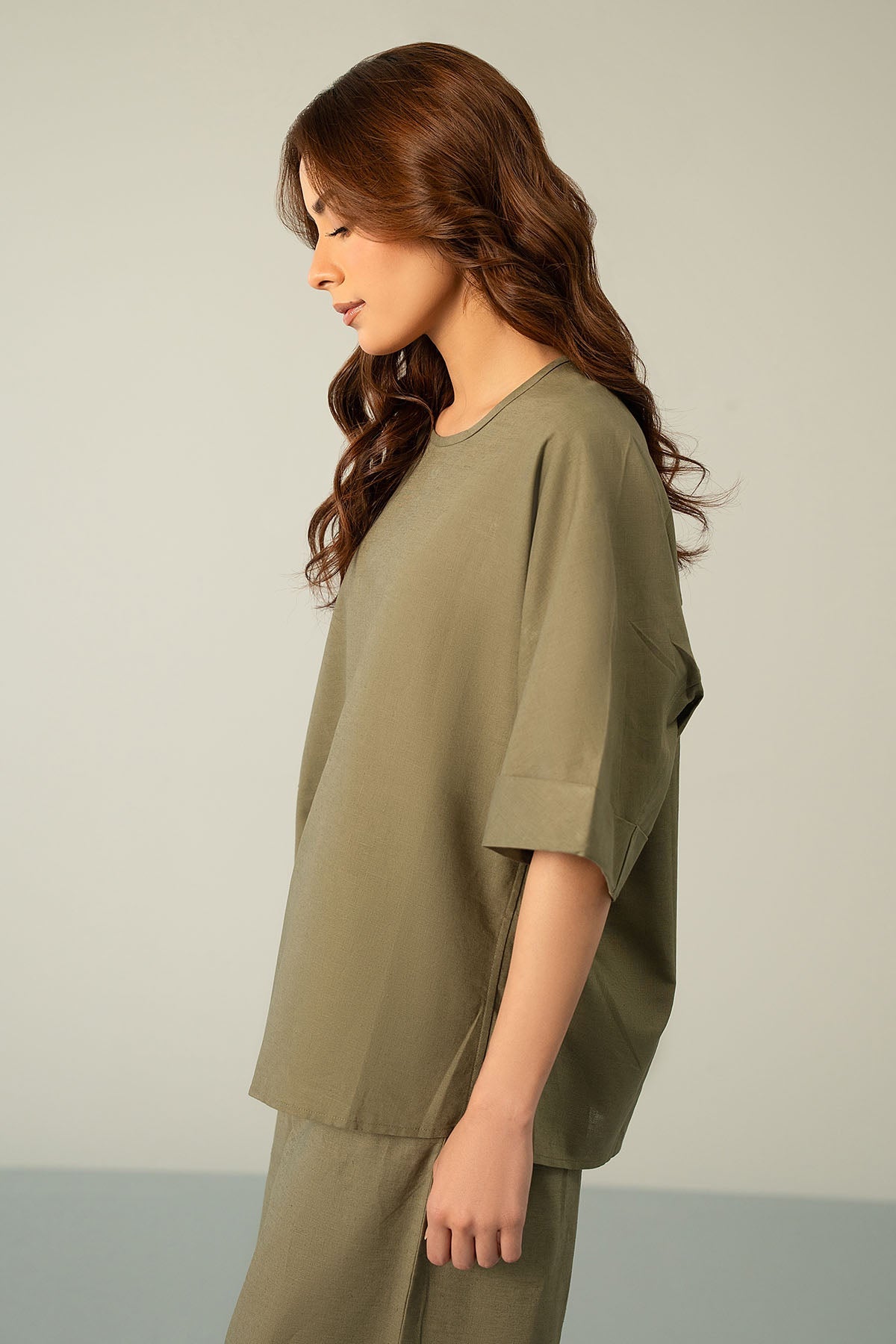 RELAXED LINEN TOP