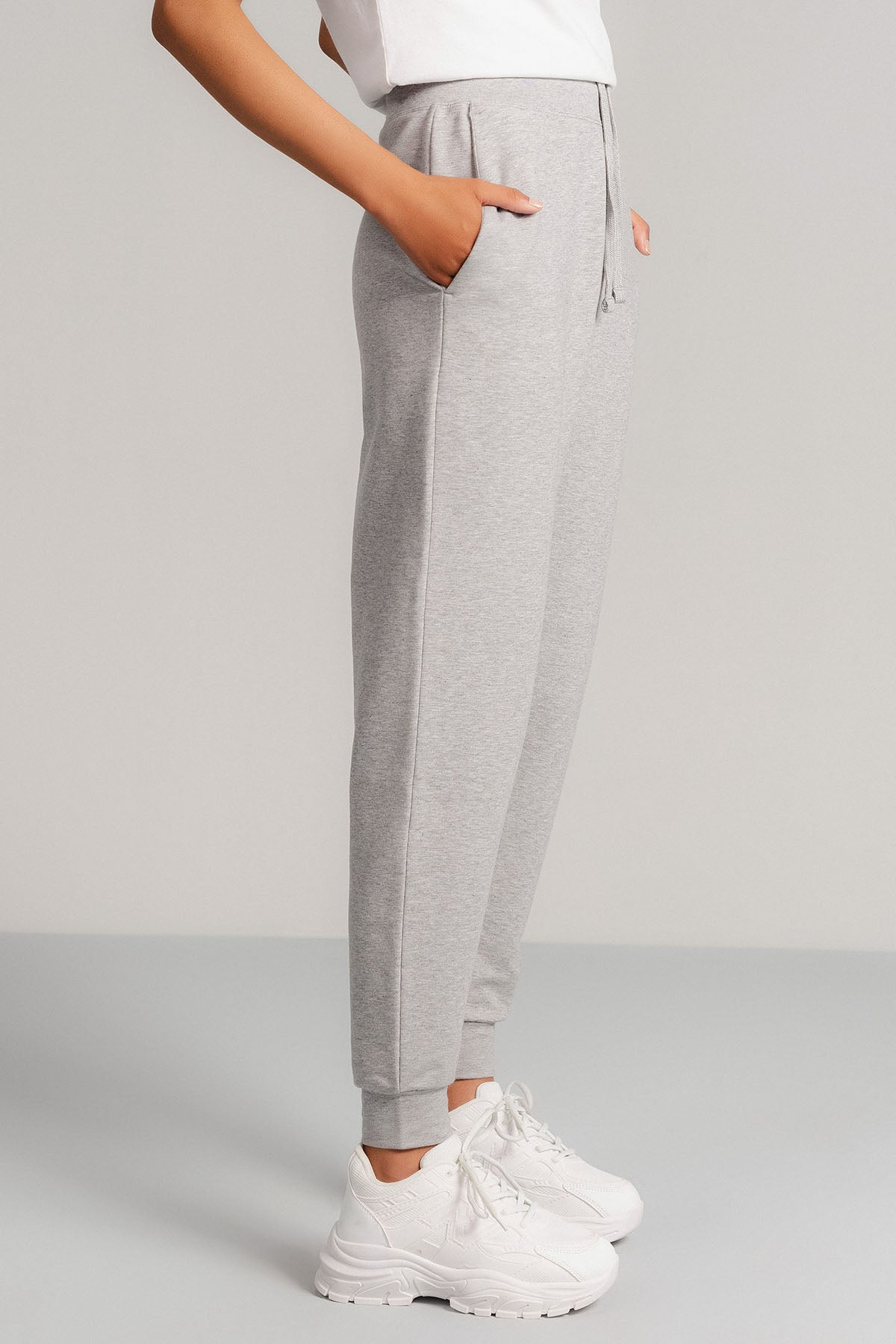 CUFFED ANKLE JOGGER PANTS - FRENCH TERRY