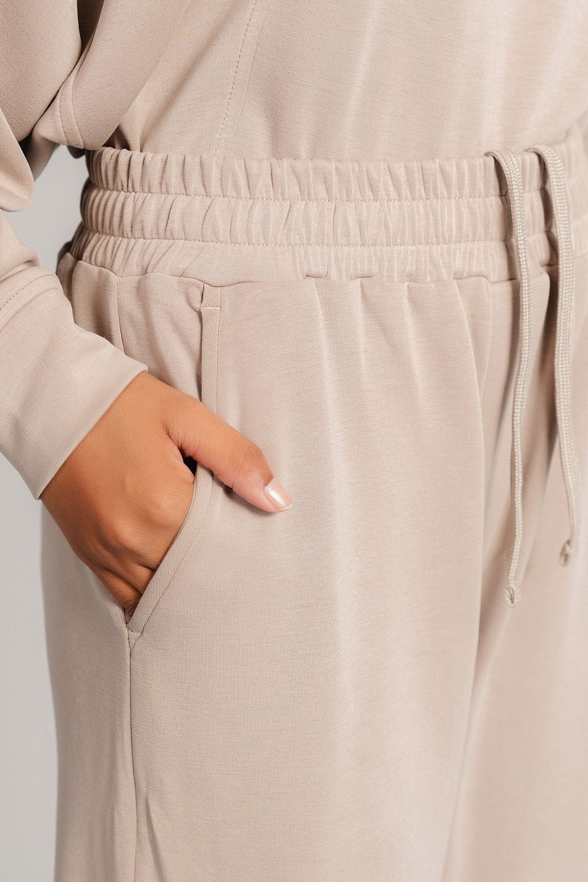 STRAIGHT PANTS CLOUDLUX LIGHT