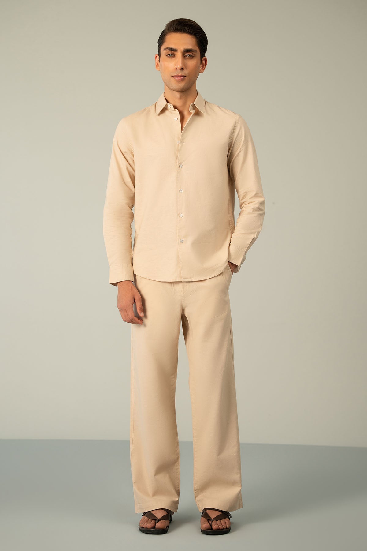 CLASSIC LINEN SHIRT