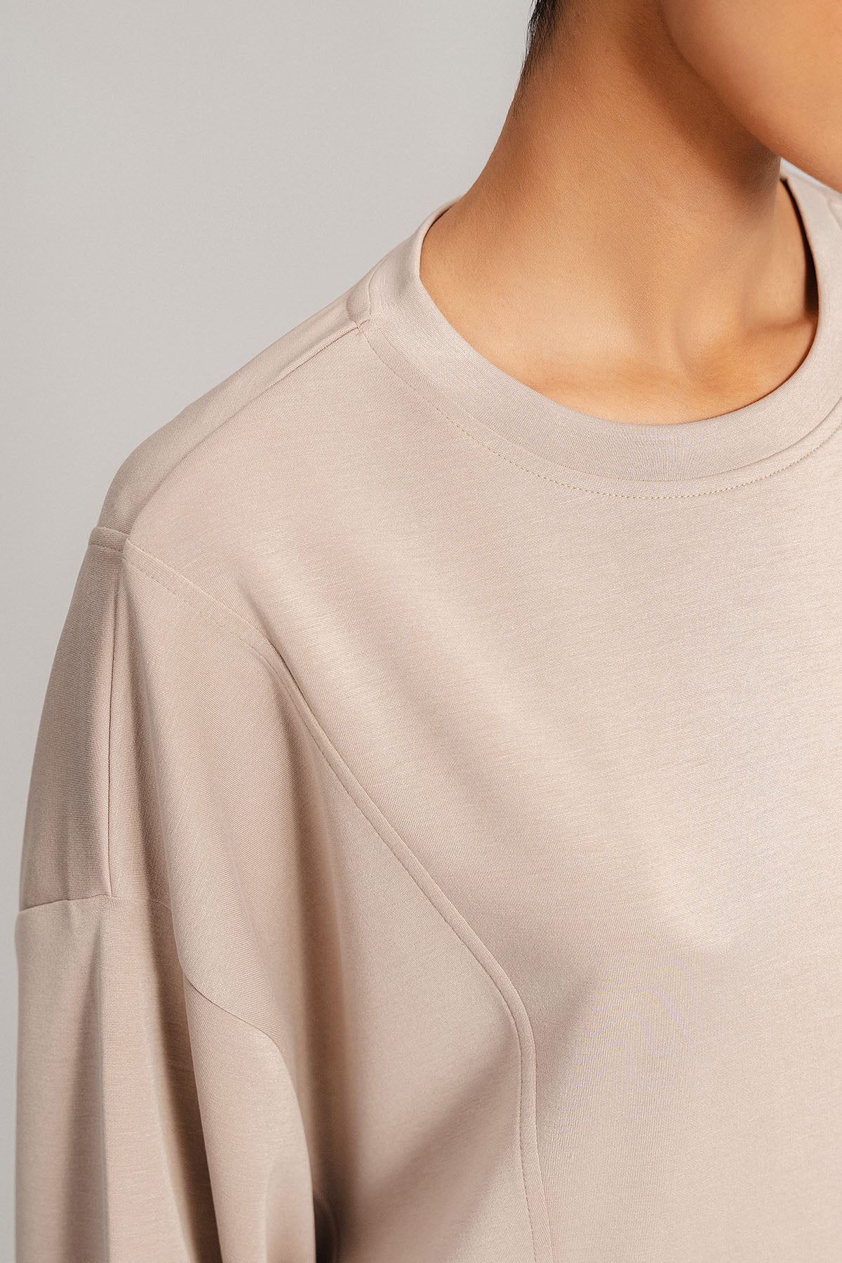 CREW NECK SWEATSHIRT CLOUDLUX LIGHT